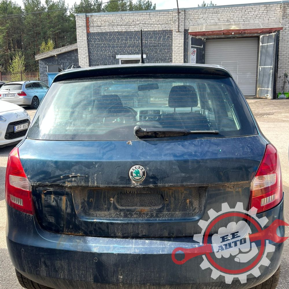 Skoda Fabia 2012 запасные части