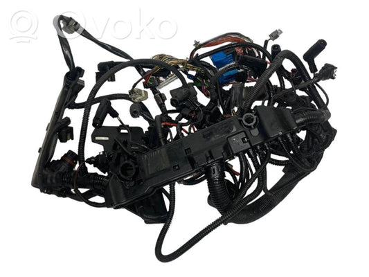 Dzinēja vadu instalācija