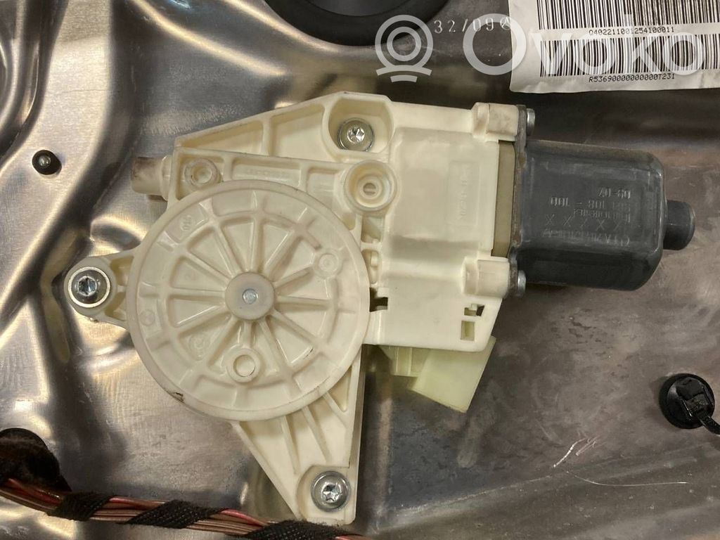 Задняя дверь