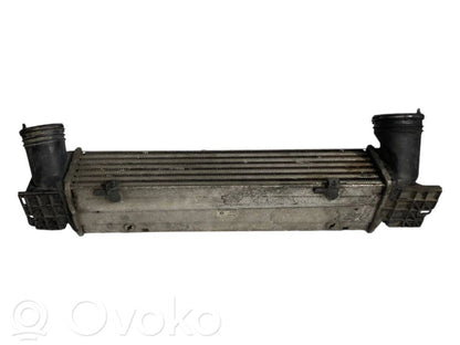 Starpdzesētāja radiators