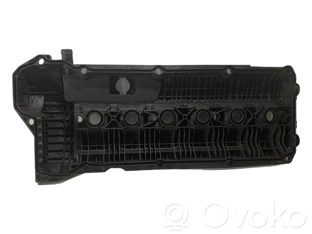 Valve cover