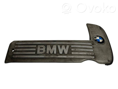 Крышка двигателя (декоративная отделка)