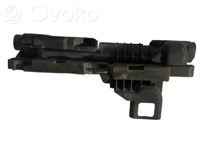 Radiatora (-u) turētājs / kronšteins