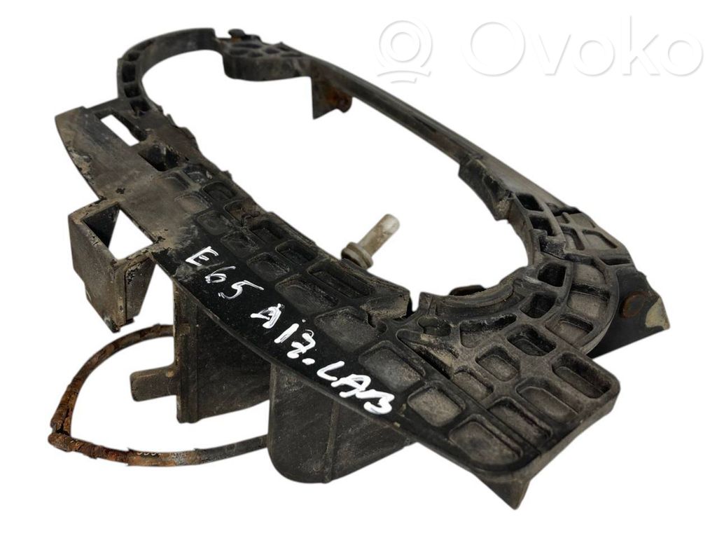 Aizmugurē turētājs / kronšteins ārējam atvēršanas rokturim