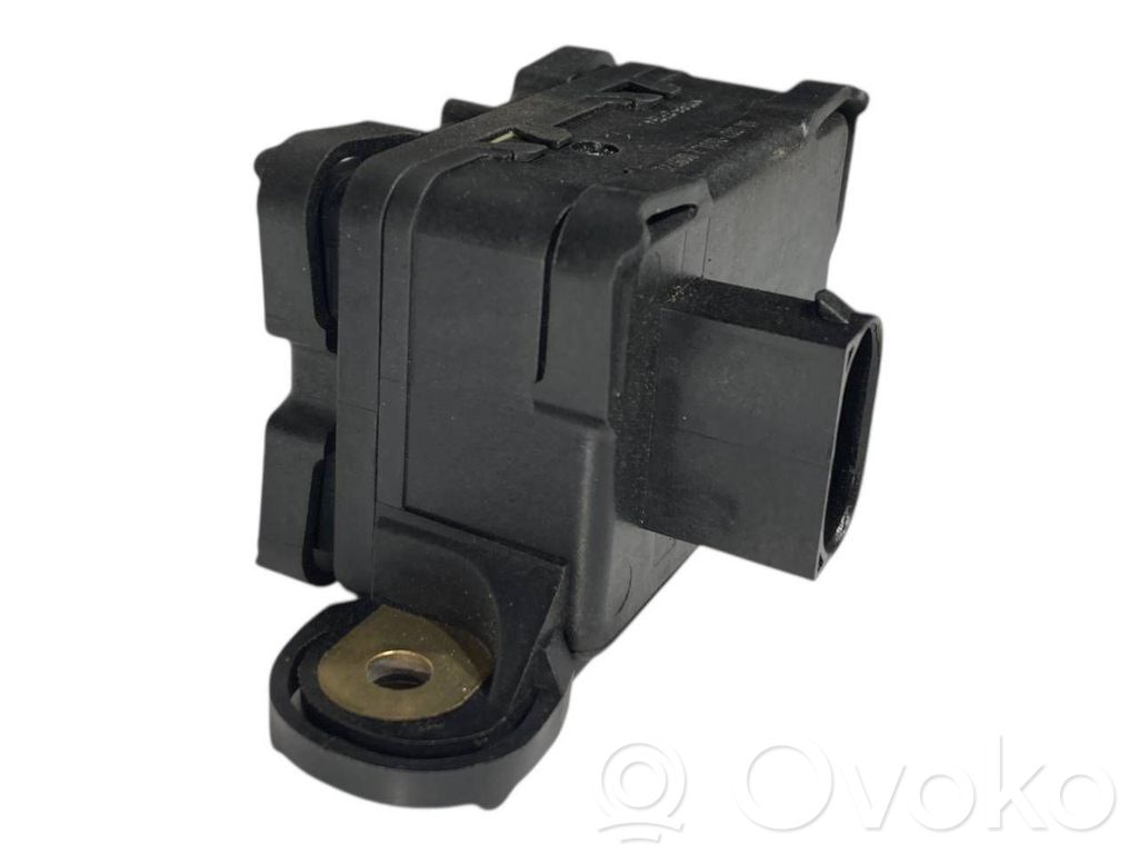 ESP (elektroniskās stabilitātes programmas) sensors (paātrinājuma sensors)