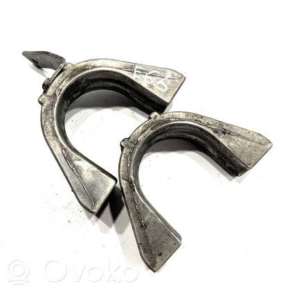 Крепление стабилизатора (переднее)