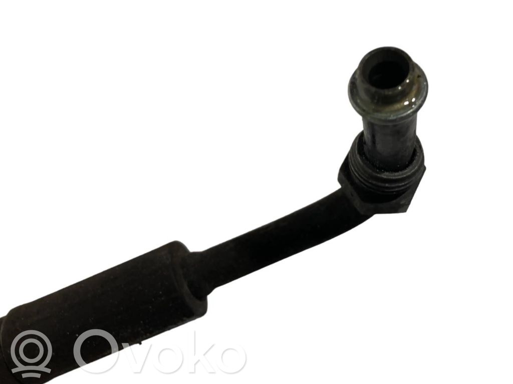 Stūres pastiprinātāja šļūtene (-es) / caurulīte (-es)