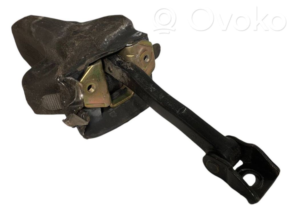 Durvju atvēruma ierobežotājs