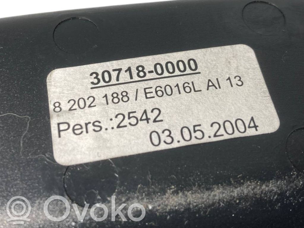 Pelnutrauks (priekšā)