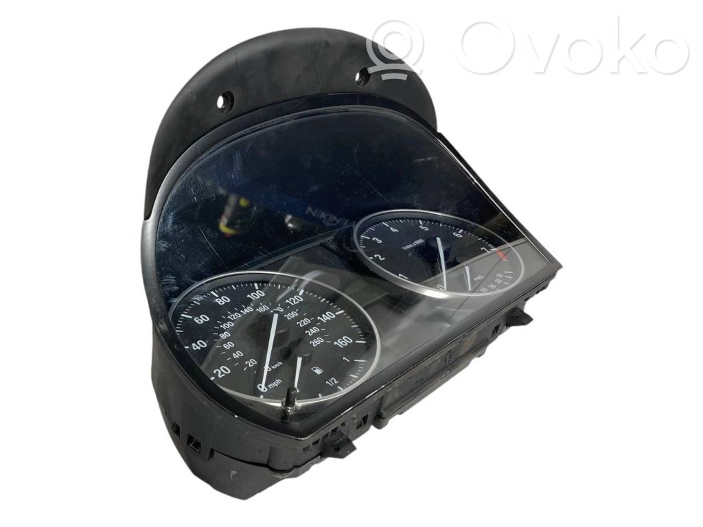 Spidometrs (instrumentu panelī)