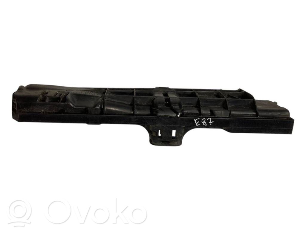 Radiator(s) holder/bracket
