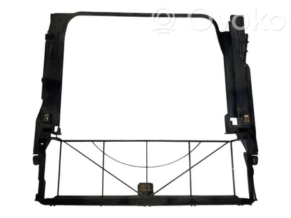 Radiator(s) holder/bracket