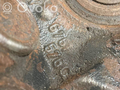 Priekšējā riteņa rumbas vārpstas šarnīrs (stupica, capfa)