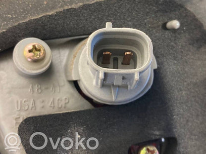 Aizmugurējais lukturis pārsegā