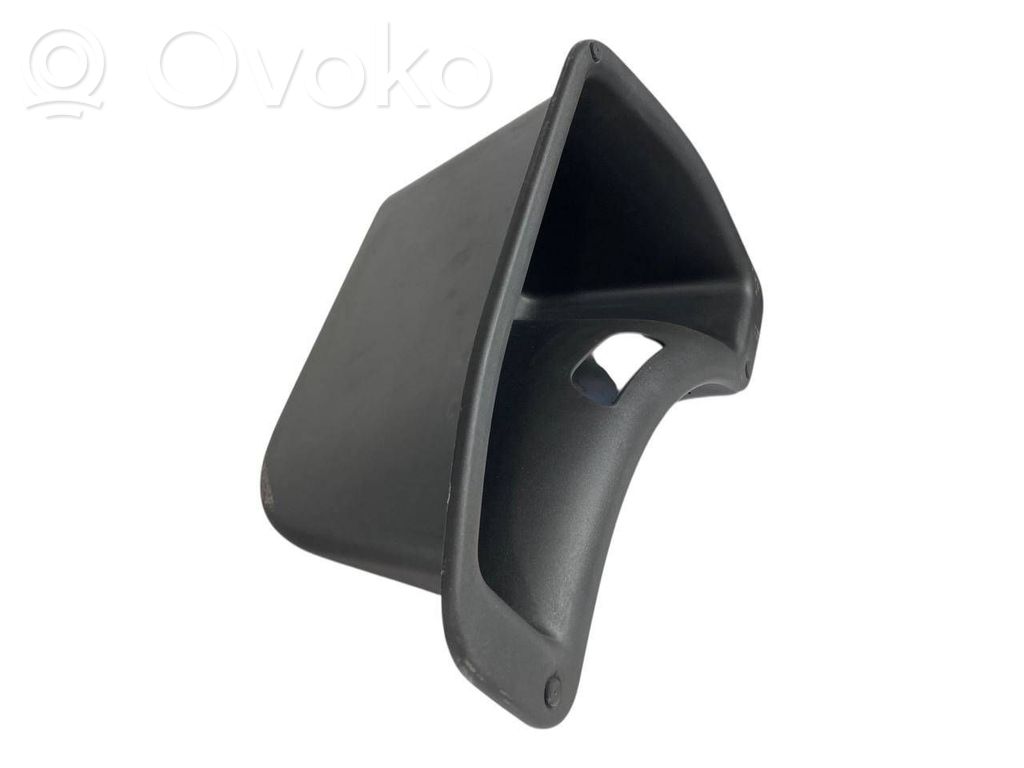 Mantu nodalījums stumbrs