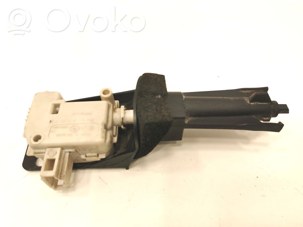 Degvielas tvertnes elektriskā slēdzene