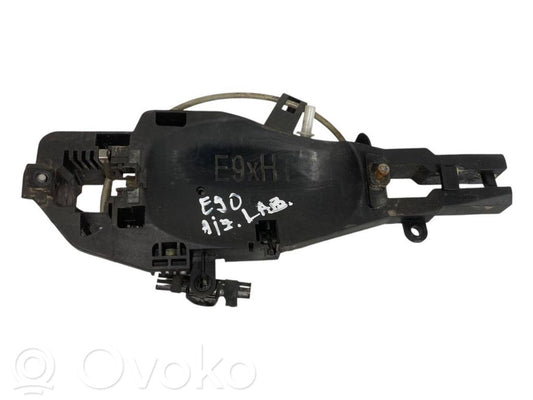 Aizmugurē turētājs / kronšteins ārējam atvēršanas rokturim