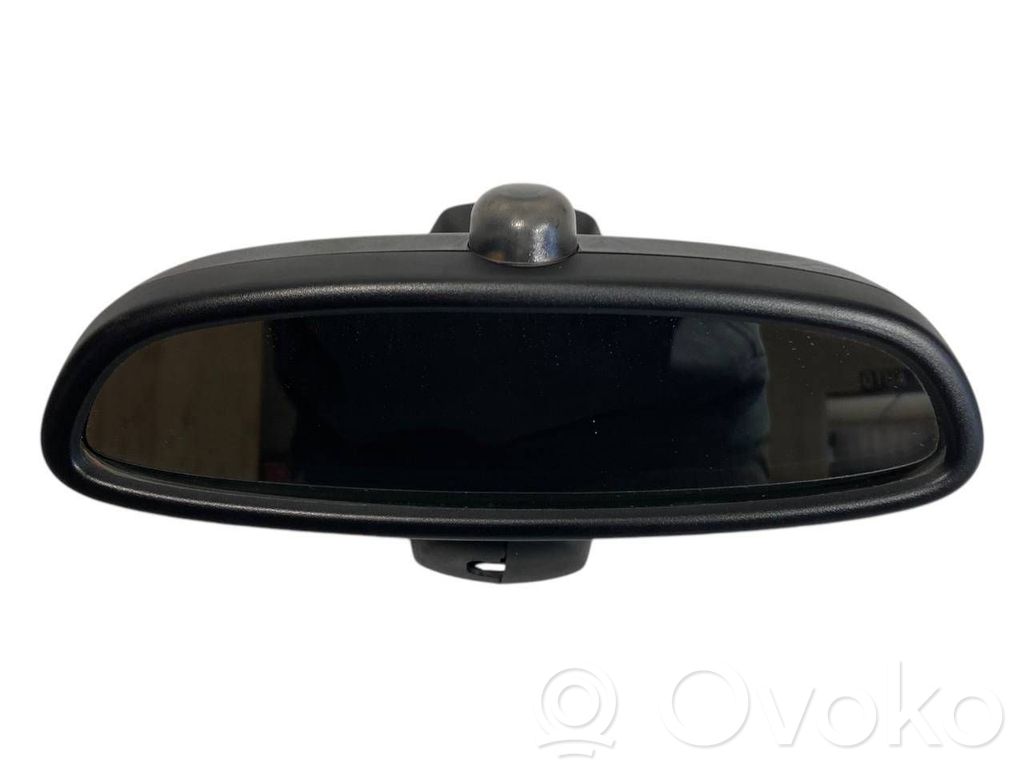 Atpakaļskata spogulis (salonā)