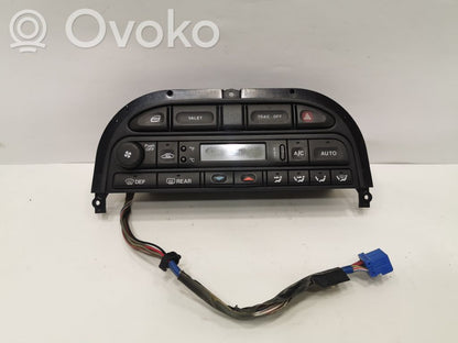 Блок управления кондиционером/климат-контролем/отоплением салона (в салоне)