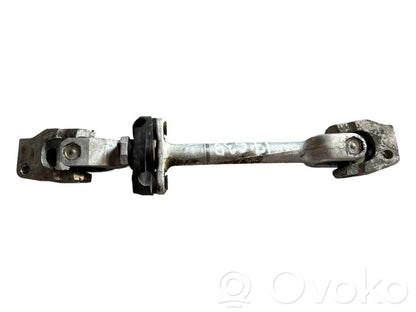 Stūresrata ass krustsavienojums