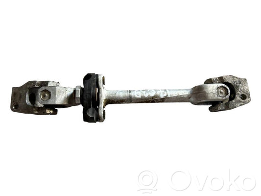 Stūresrata ass krustsavienojums