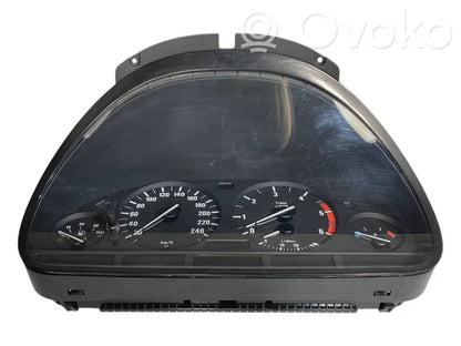 Speedometer (in the instrument panel)