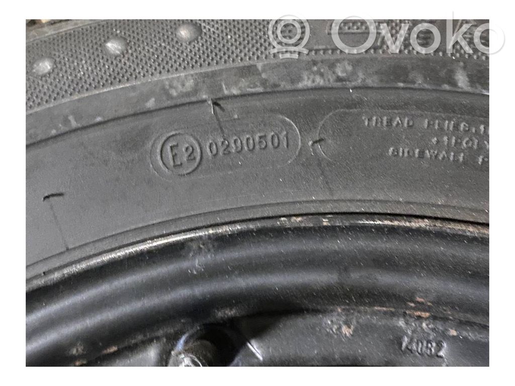 R 15 rezerves ritenis