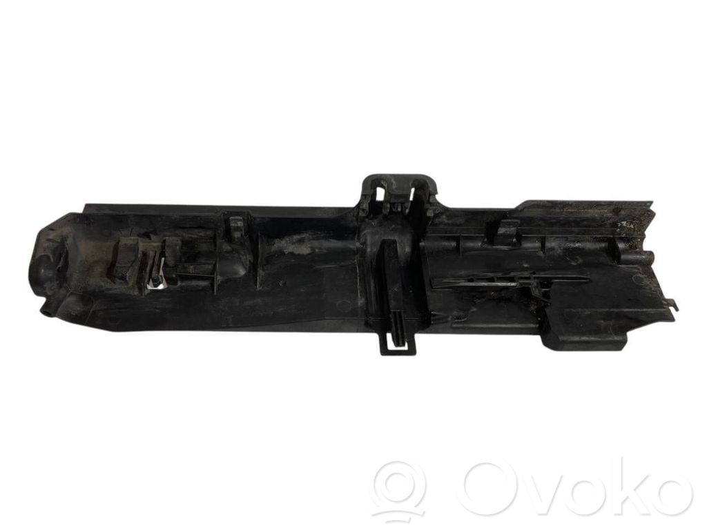 Держатель/кронштейн радиатора(ов)