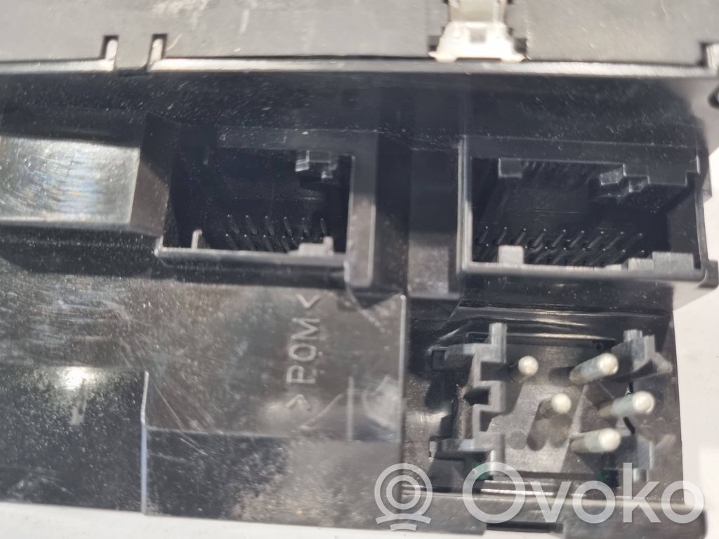 Logu pacēlāju vadības slēdzis (-dži)