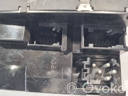 Logu pacēlāju vadības slēdzis (-dži)