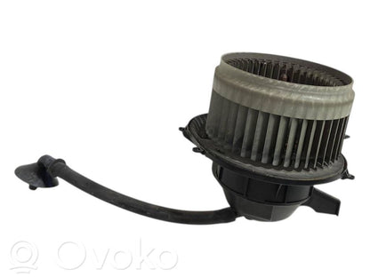 Mazā radiatora ventilators