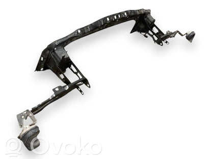 Верхняя часть панели радиатора (телевизор)