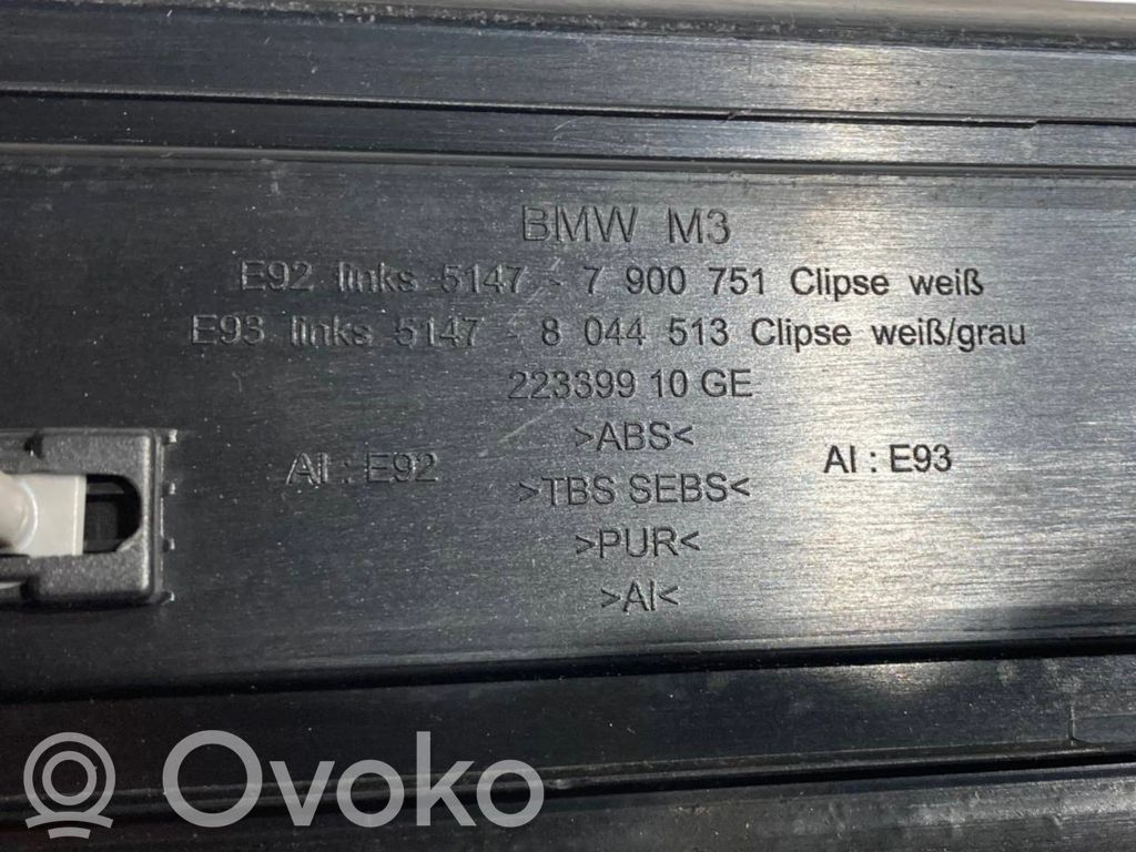 Priekšējā sliekšņa dekoratīvā apdare (iekšējā)