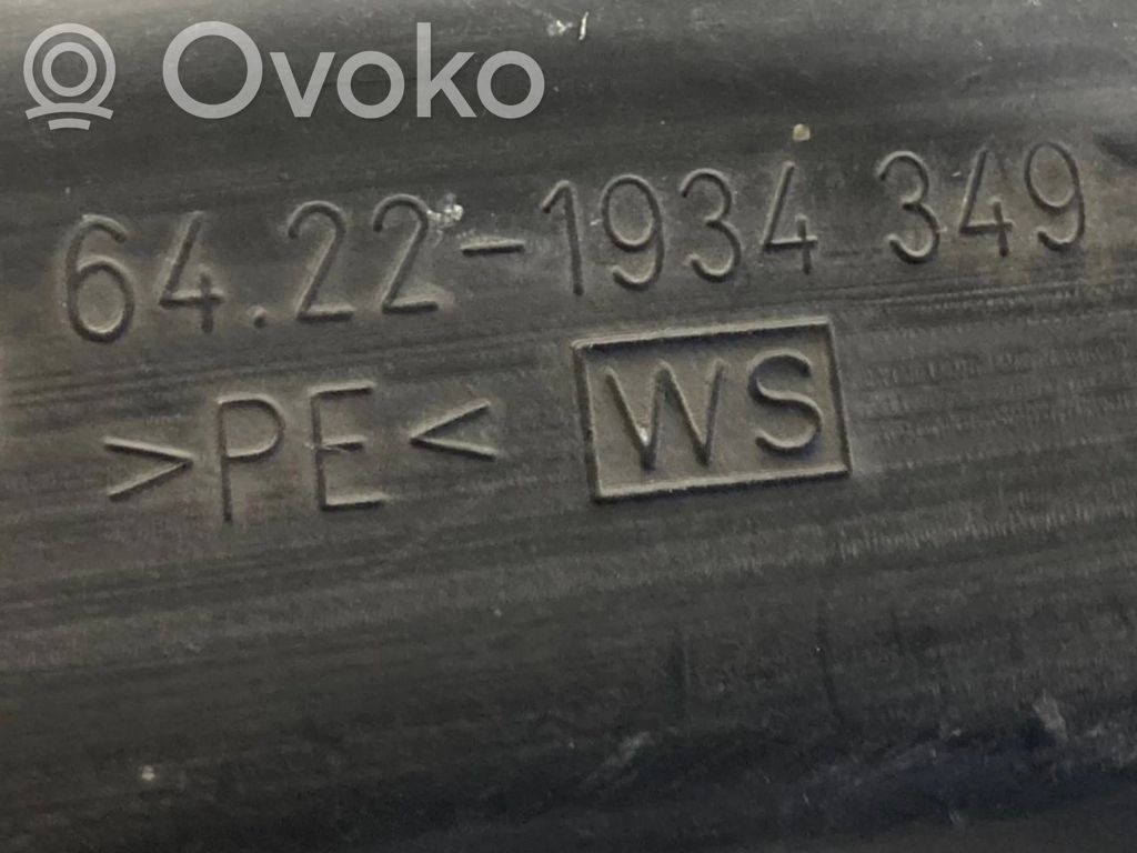 Paneļa dekoratīvās apdares vairogs (apakšējais)