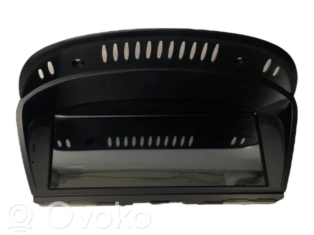 Ekrāns / displejs / mazais ekrāns