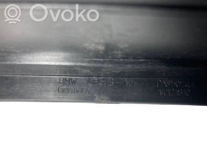 Radiouztvērēja / navigācija dekoratīvā apdare