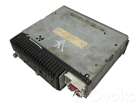 Radio / CD/DVD atskaņotājs / navigācija