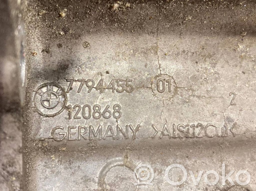 Stūres pastiprinātāja sūkņa stiprinājums