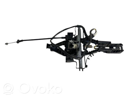 Aizmugurē turētājs / kronšteins ārējam atvēršanas rokturim