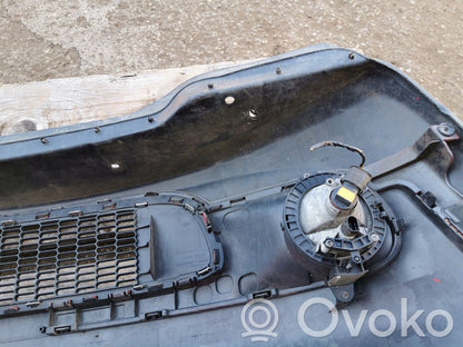 Передний бампер