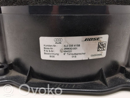 Skaļrunis (-i) priekšējās durvīs