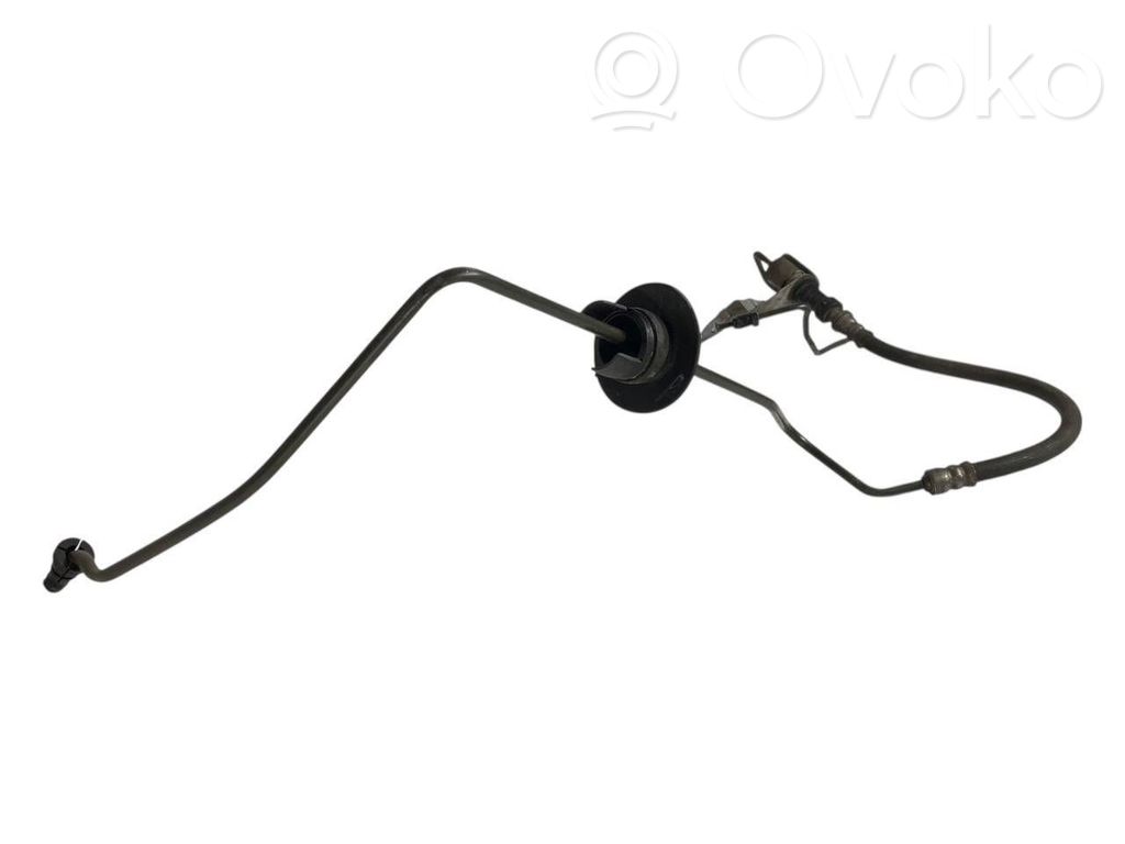 Sajūga caurulīte (-es) / šļūtene (-es)