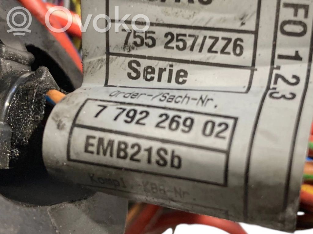 Dzinēja vadu instalācija