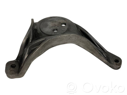 Dzinēja nostiprināšanas stiprinājums-kronšteins