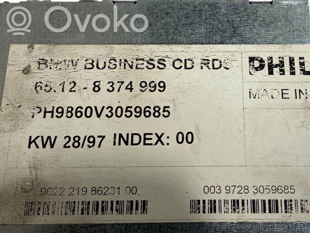 Radio / CD/DVD atskaņotājs / navigācija