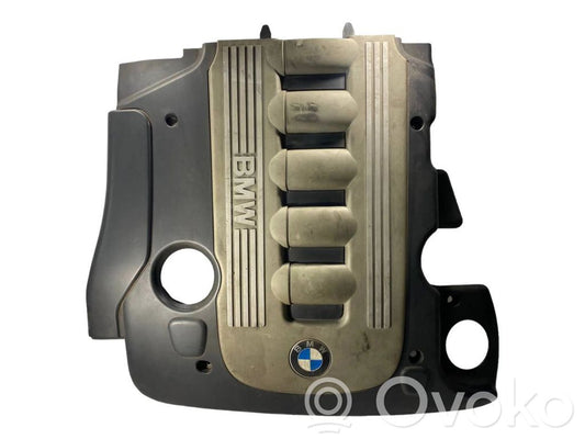 Крышка двигателя (декоративная отделка)