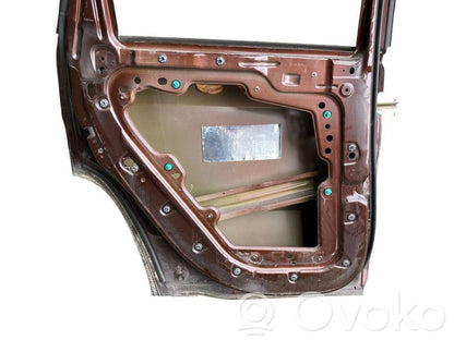 Aizmugurējās durvis