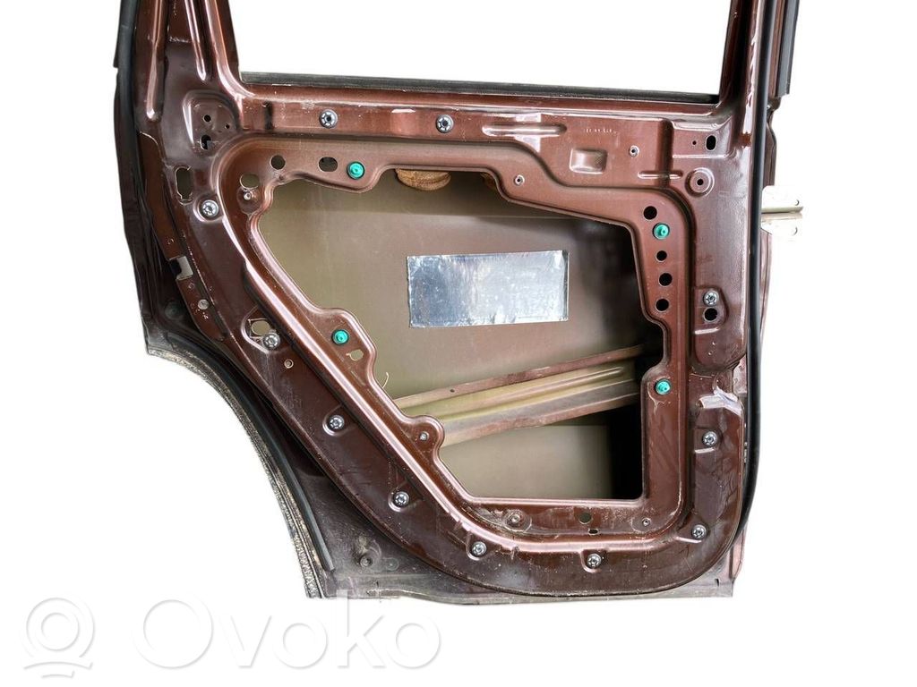 Aizmugurējās durvis