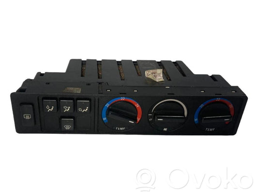 Gaisa kondicioniera / klimata kontroles / salona apsildes vadības bloks (salonā)