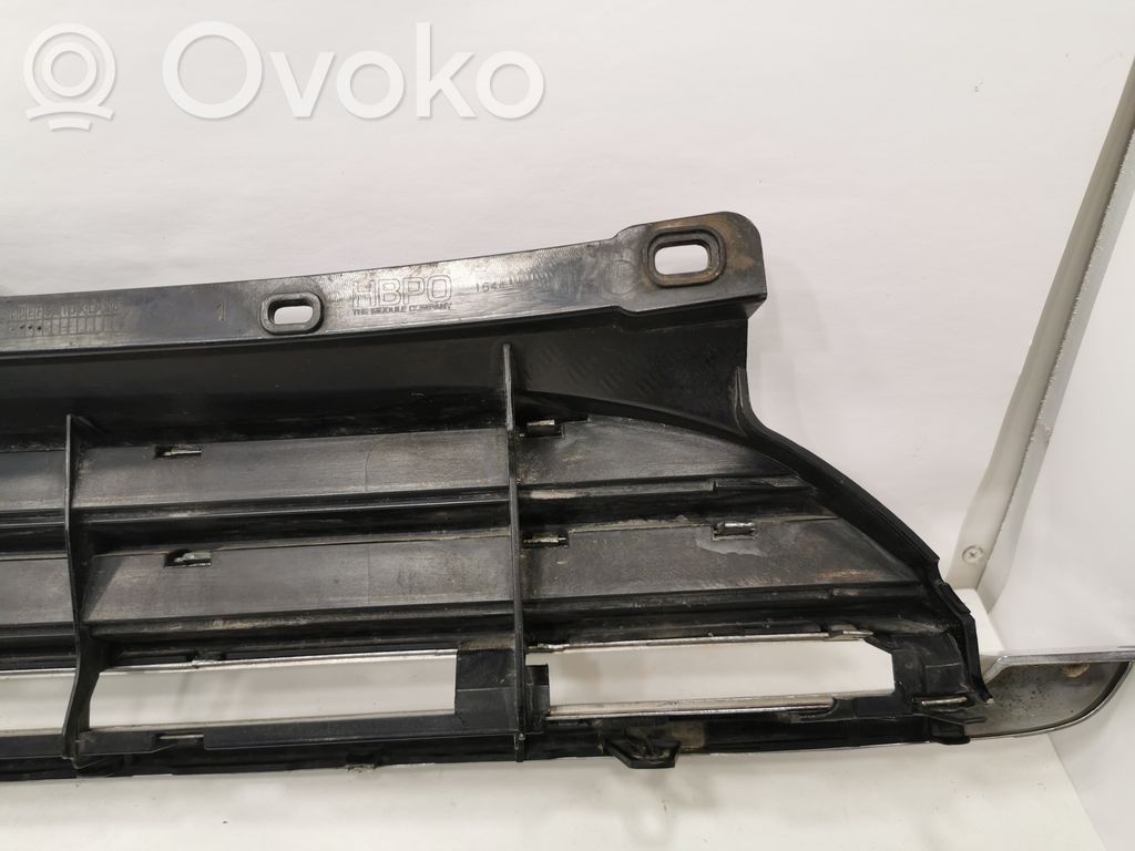 Priekšējais režģis